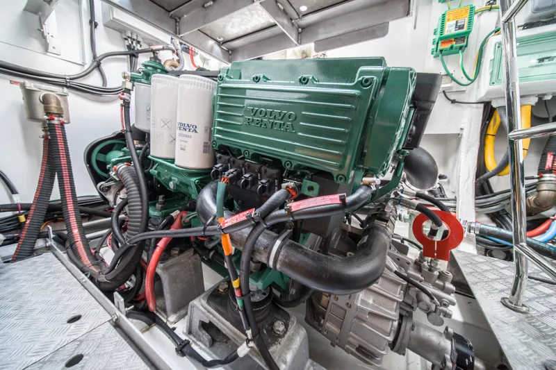 Slide: The Image of Lagoon SEVENTY 7 2020 - 100