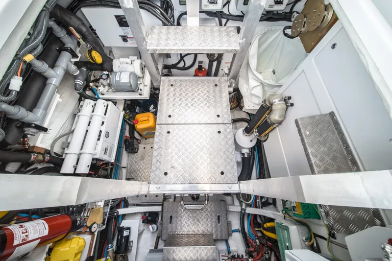 Slide: The Image of Lagoon SEVENTY 7 2020 - 105