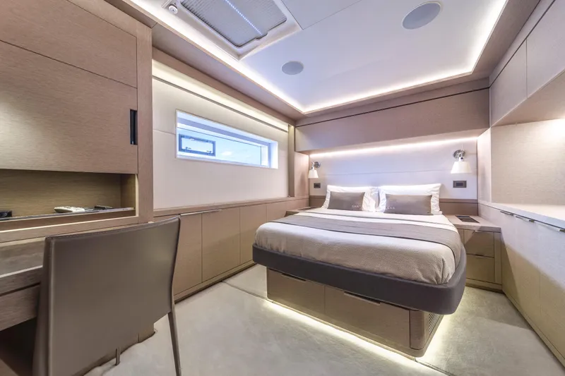 Slide: The Image of Lagoon SEVENTY 7 2020 - 56