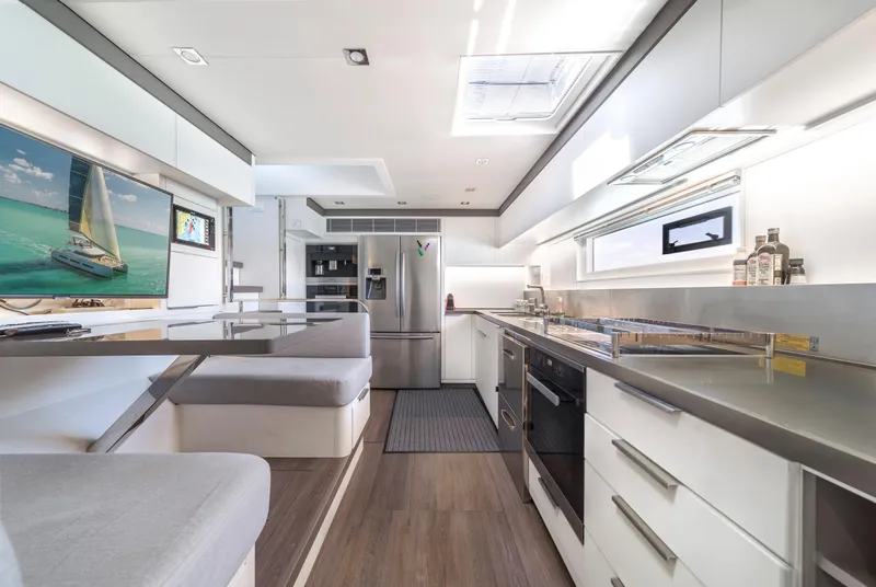 Slide: The Image of Lagoon SEVENTY 7 2020 - 65