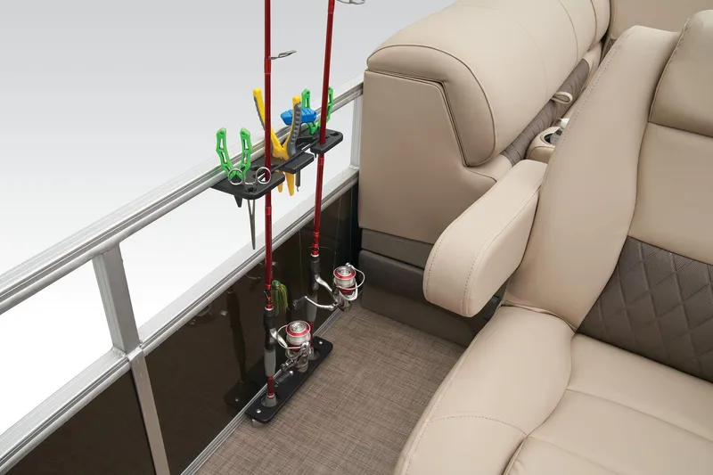 Slide: The Image of Sun Tracker Sportfish 24 XP3 2023 - 16