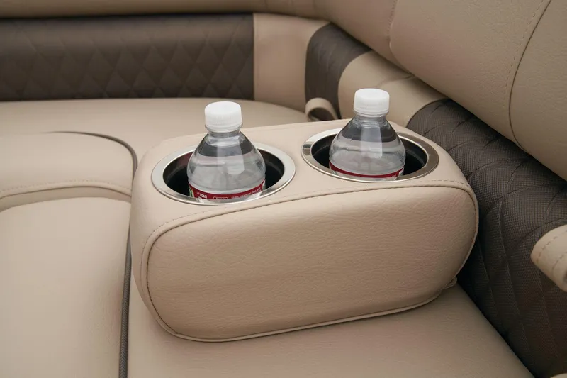 Slide: The Image of Sun Tracker Sportfish 24 XP3 - 11