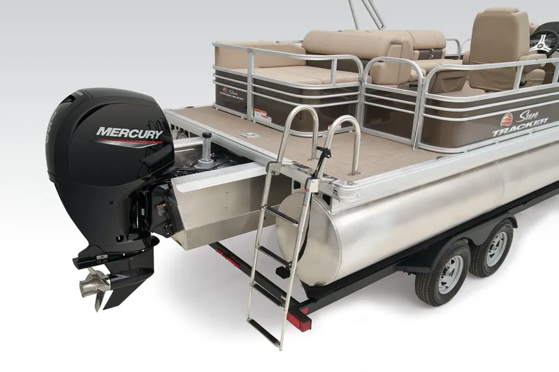 Slide: The Image of Sun Tracker Sportfish 24 XP3 - 60