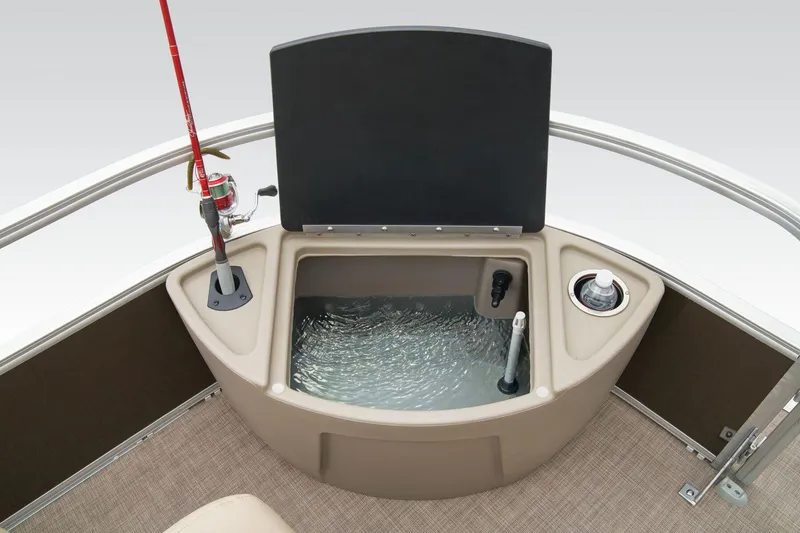 Slide: The Image of Sun Tracker Sportfish 24 XP3 - 27