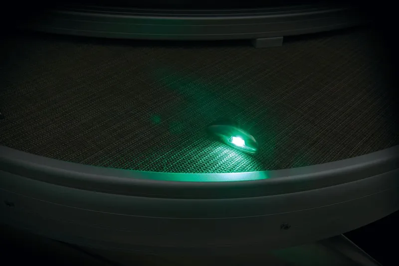 Slide: The Image of Sun Tracker Sportfish 24 XP3 - 59