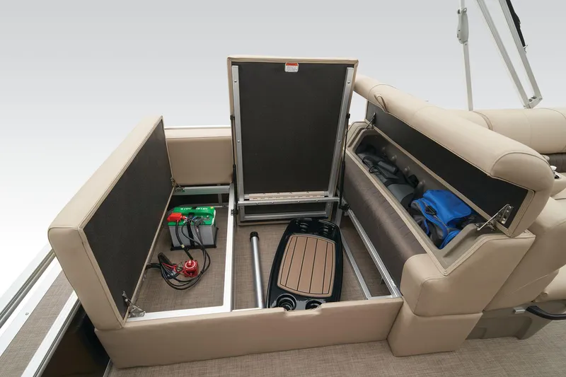 Slide: The Image of Sun Tracker Sportfish 24 XP3 - 40