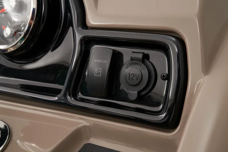 Slide: The Image of Ranger Reata 200F 2023 - 40