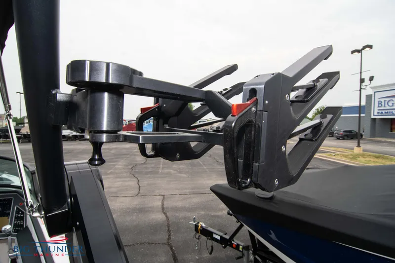 Slide: The Image of MasterCraft X24 2023 - 55