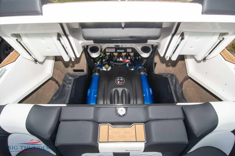 Slide: The Image of MasterCraft X24 2023 - 57