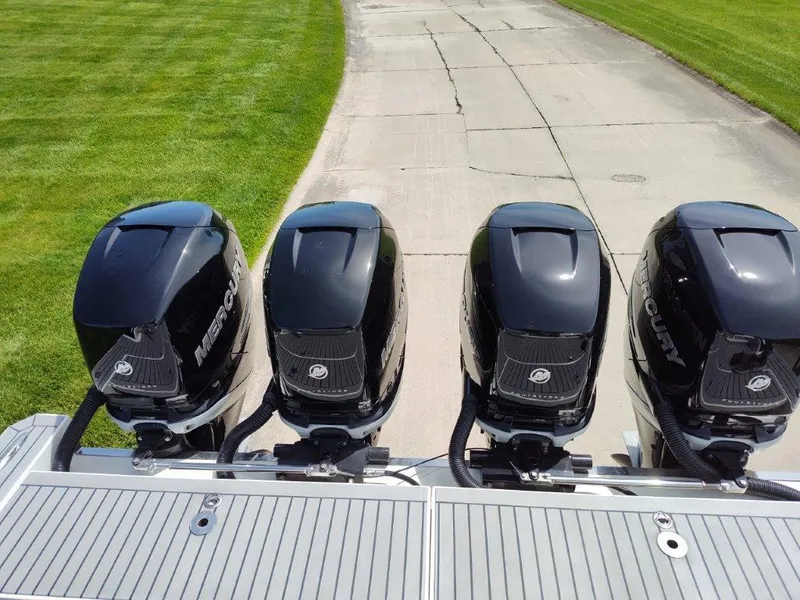 Slide: The Image of Four Mercury outboard engines on a 2017 Formula 430 Super Sport Crossover boat. - 42