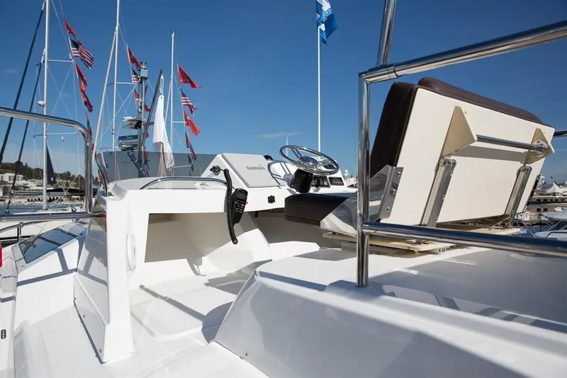 Slide: The Image of Manufacturer Provided Image - 5