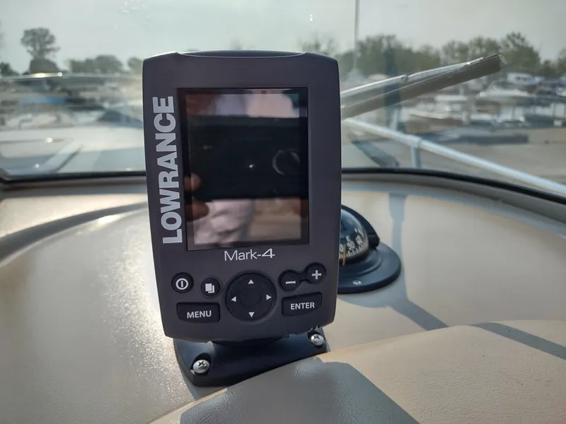 Slide: The Image of Lowrance Mark-4 fishfinder on 1997 Sea Ray 240 SIGNATURE dashboard. - 10