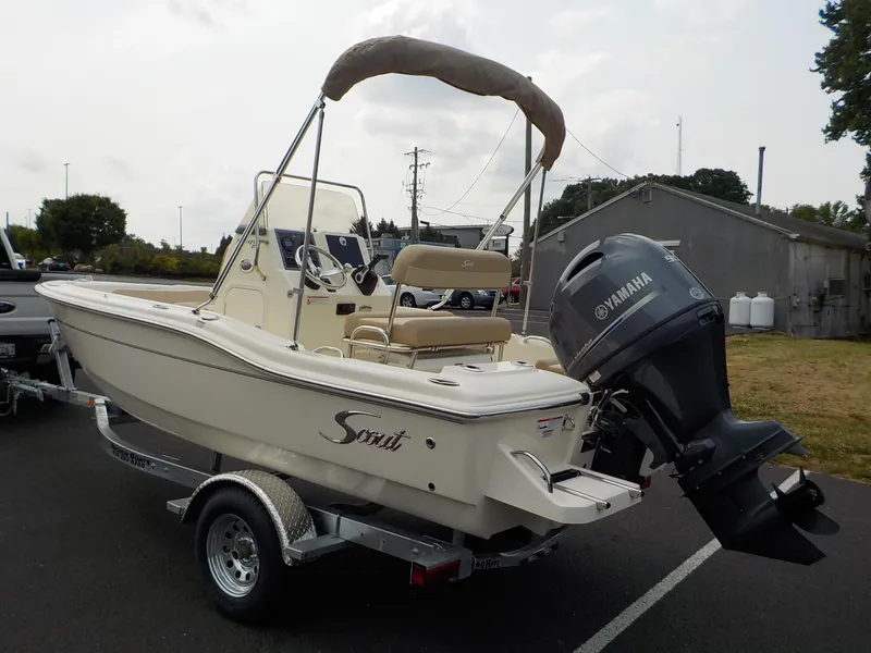 Slide: The Image of Scout 175 Sportfish 2023 - 10