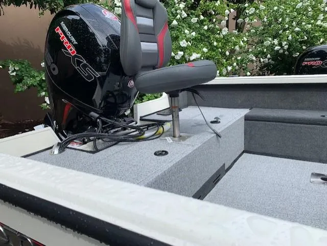 Slide: The Image of 2023 Ranger VS1882SC Angler boat with Mercury Pro XS engine and cushioned seat. - 4