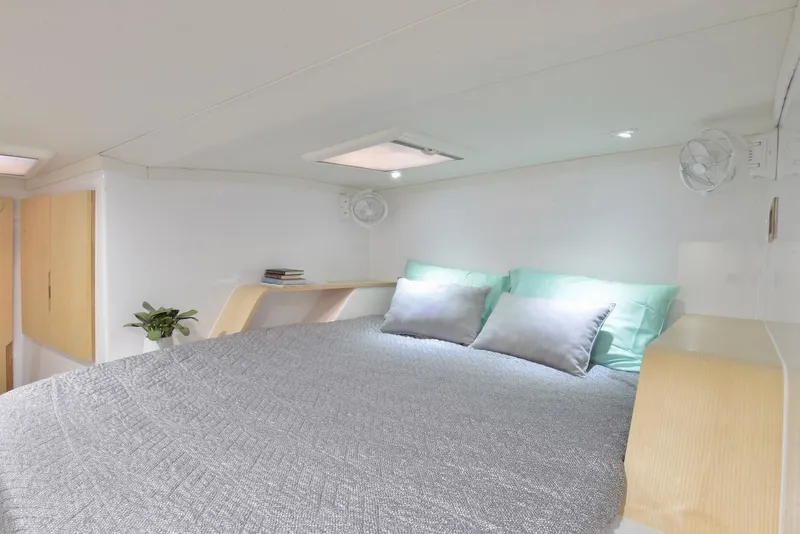 Slide: The Image of Seawind 1170 2026 - 54