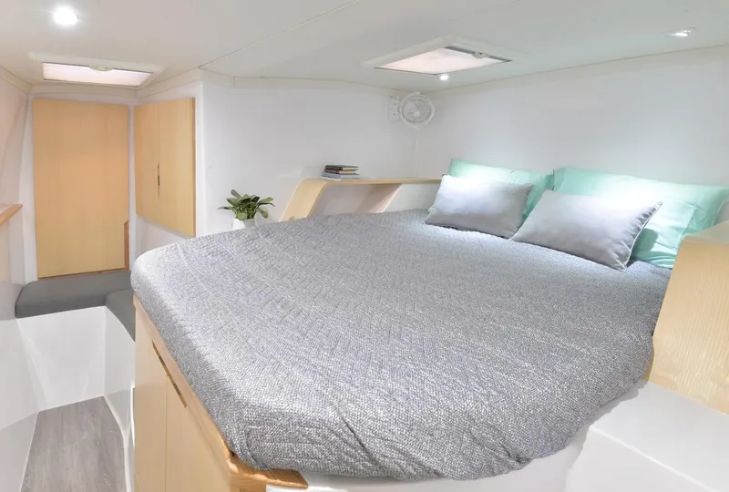 Slide: The Image of Seawind 1170 2026 - 57