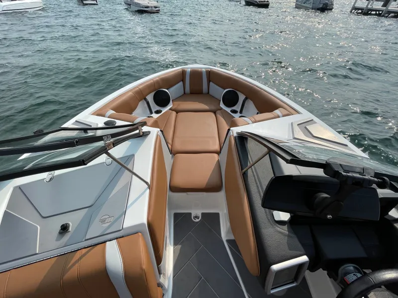 Slide: The Image of Malibu Wakesetter 22 LSV 2023 - 286