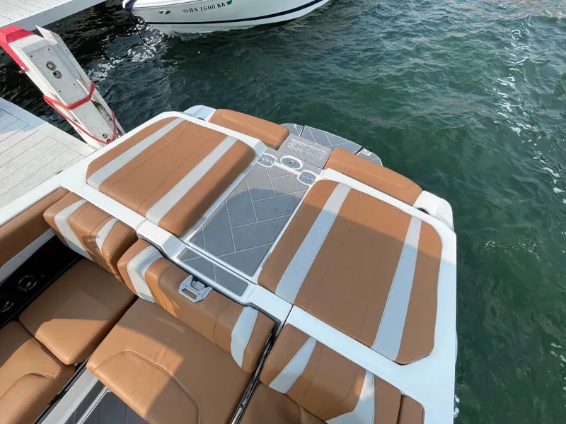 Slide: The Image of Malibu Wakesetter 22 LSV 2023 - 287