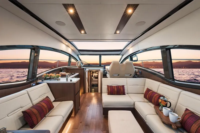 Slide: The Image of Sea Ray Sundancer 400 2017 - 69