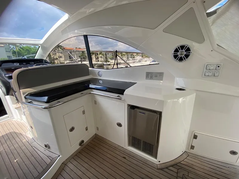 Slide: The Image of Interior of 2014 Sunseeker 48 Portofino XPS yacht with sleek design and modern amenities. - 17
