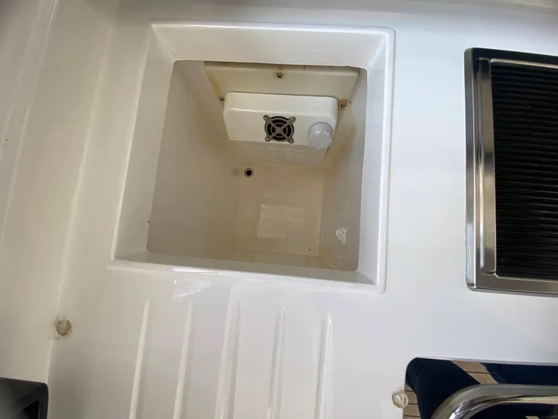 Slide: The Image of Sunseeker 48 Portofino XPS 2014 boat interior compartment detail. - 22