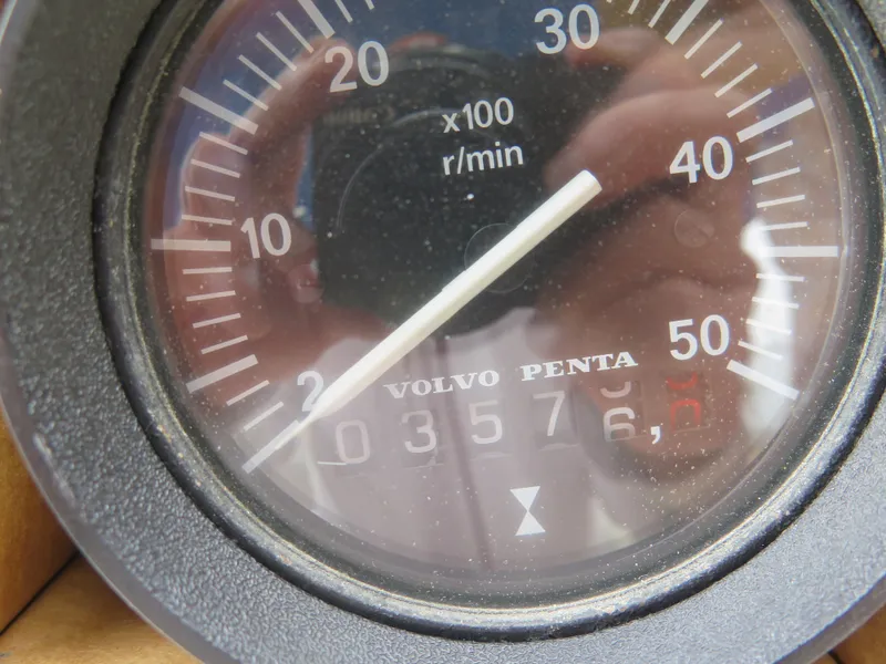 Slide: The Image of Close-up of a Volvo Penta tachometer on a 1988 Blackman 26 Billfisher boat. - 30