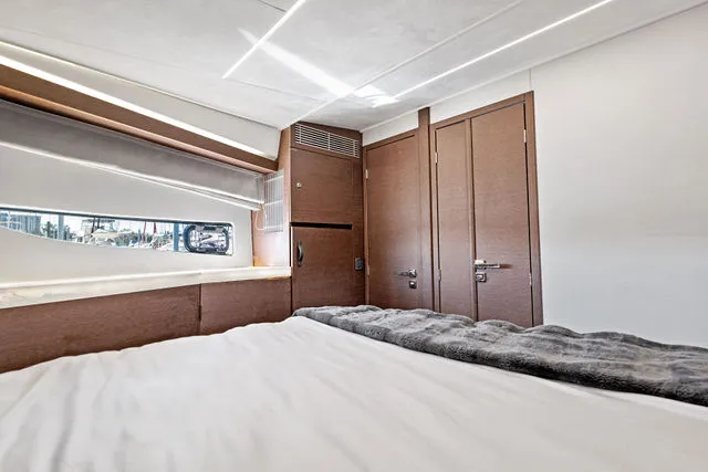 Slide: The Image of Prestige 420S 2020 - 56