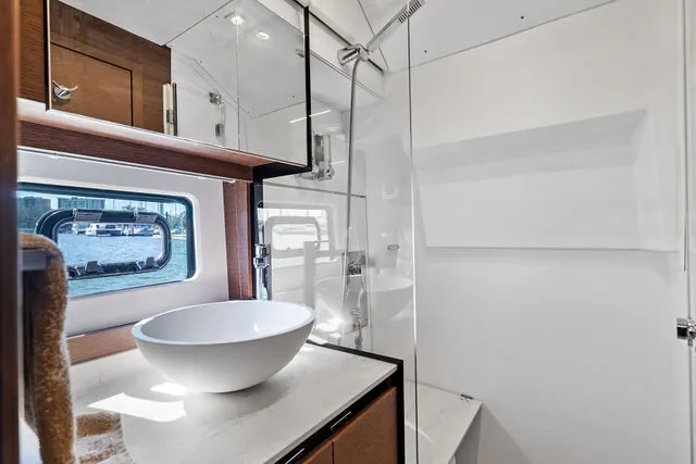 Slide: The Image of Prestige 420S 2020 - 59