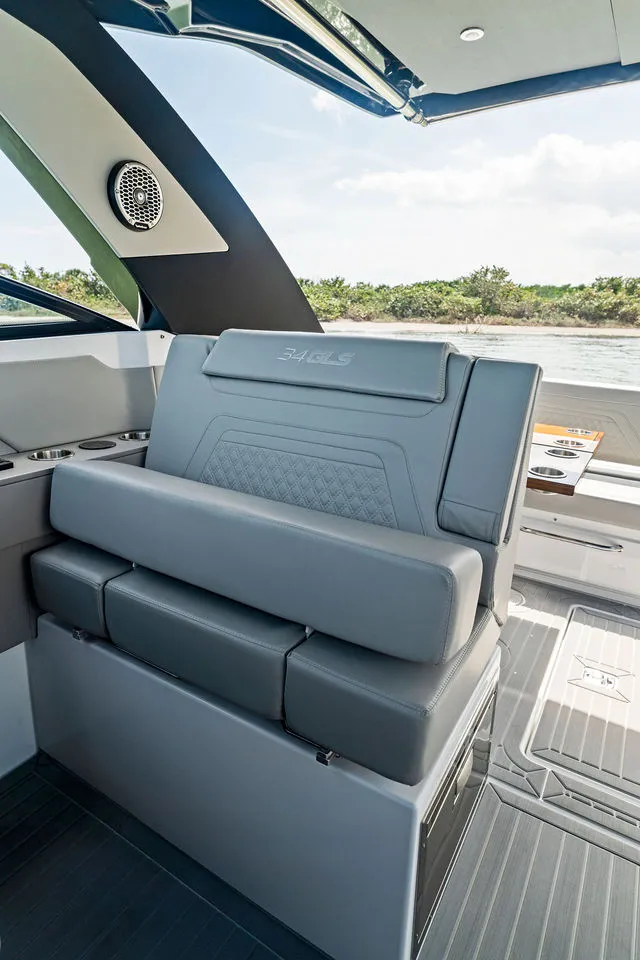 Slide: The Image of Cruisers 34 GLS 2025 - 47