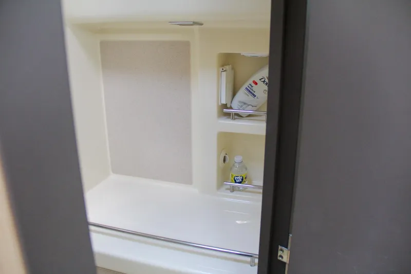 Slide: The Image of Chris-Craft Launch 36 2017 - 115