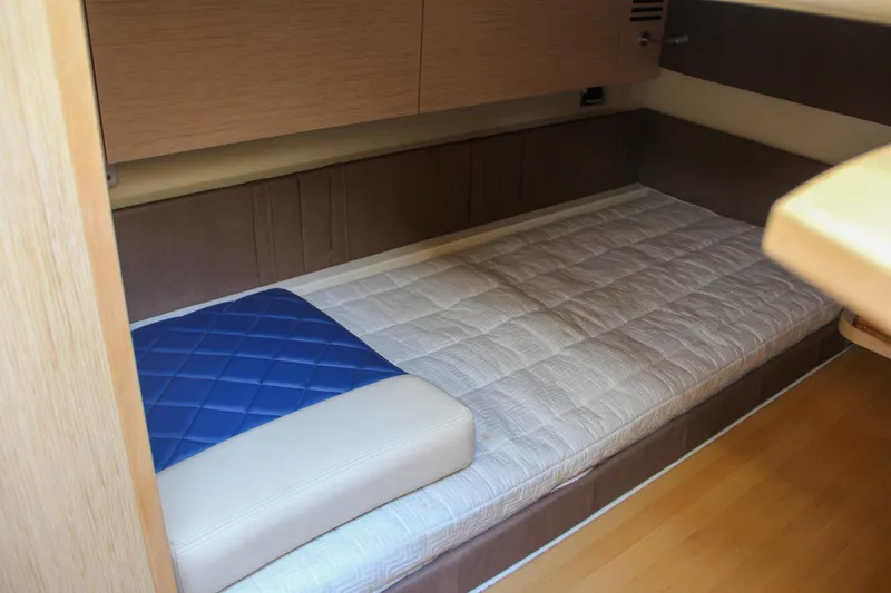 Slide: The Image of Chris-Craft Launch 36 2017 - 128