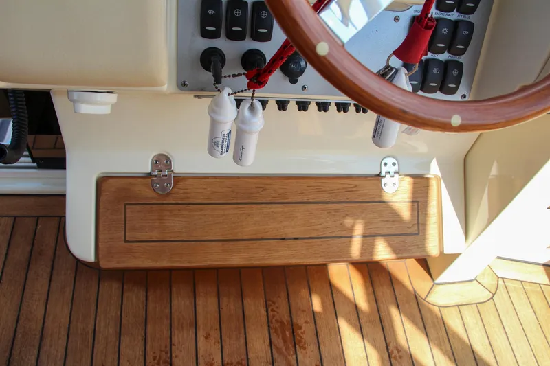 Slide: The Image of Chris-Craft Launch 36 2017 - 92