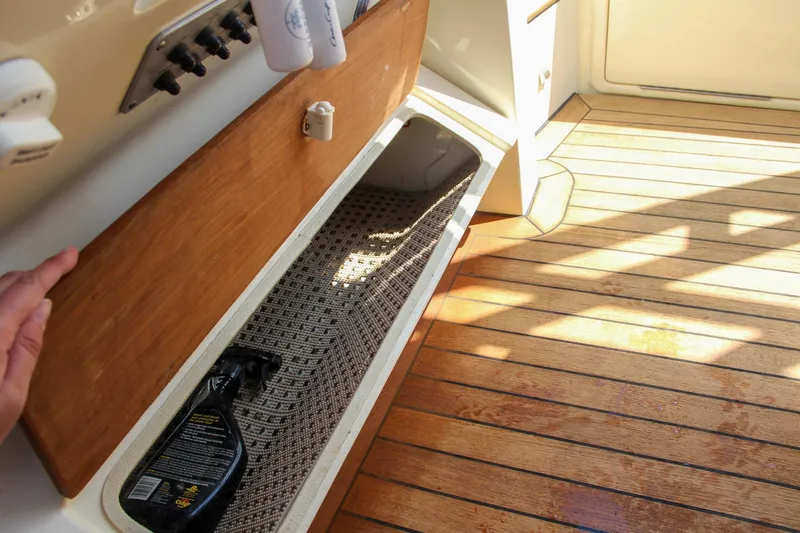 Slide: The Image of Chris-Craft Launch 36 2017 - 93