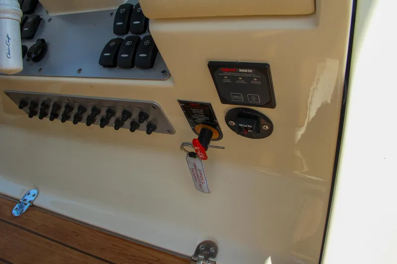 Slide: The Image of Chris-Craft Launch 36 2017 - 94