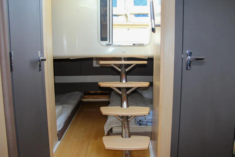 Slide: The Image of Chris-Craft Launch 36 2017 - 95