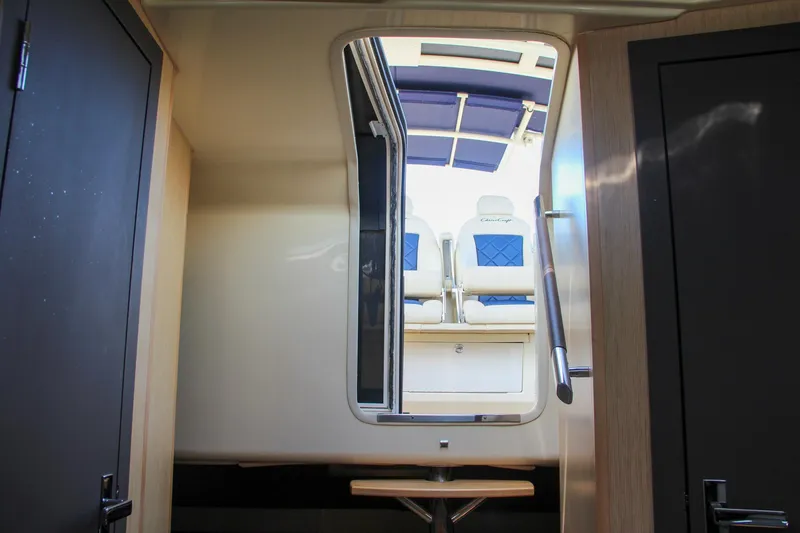 Slide: The Image of Chris-Craft Launch 36 2017 - 96