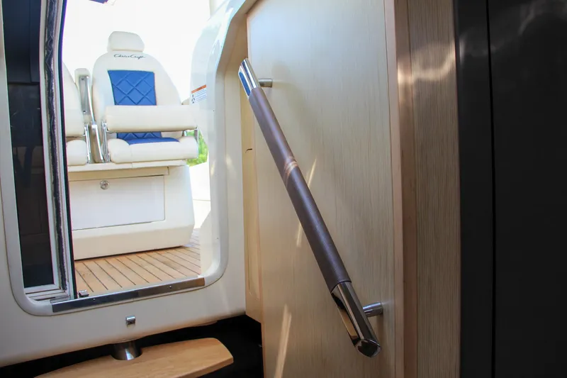 Slide: The Image of Chris-Craft Launch 36 2017 - 97