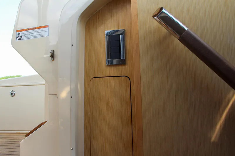 Slide: The Image of Chris-Craft Launch 36 2017 - 98