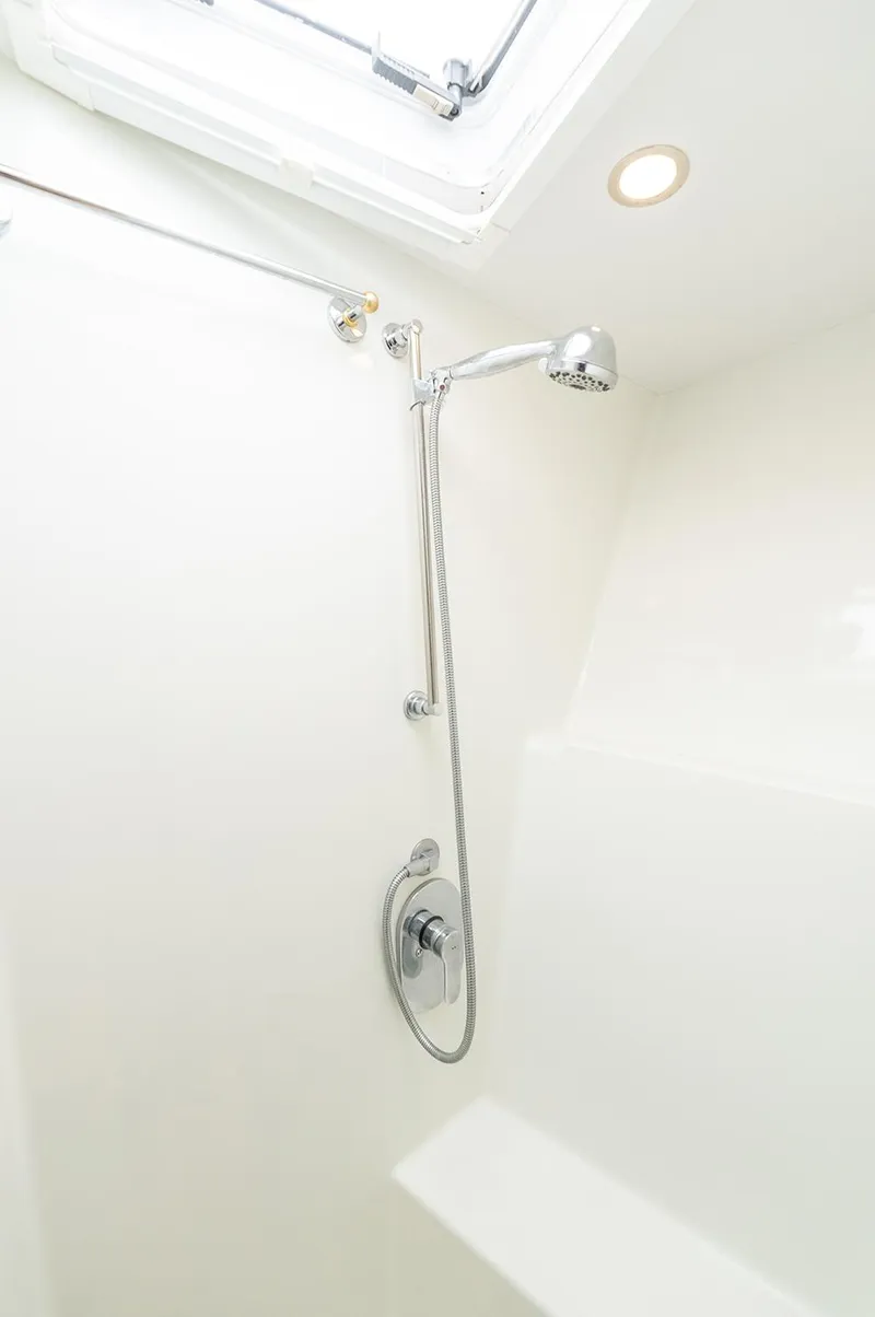 Slide: The Image of Guest shower - 40