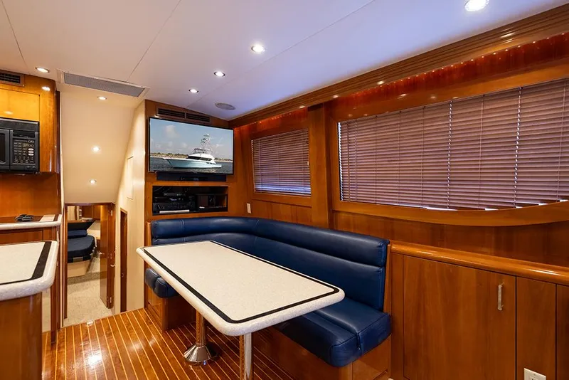 Slide: The Image of Dinette - 24