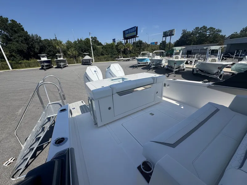 Slide: The Image of Tiara 34LS 2026 - 4