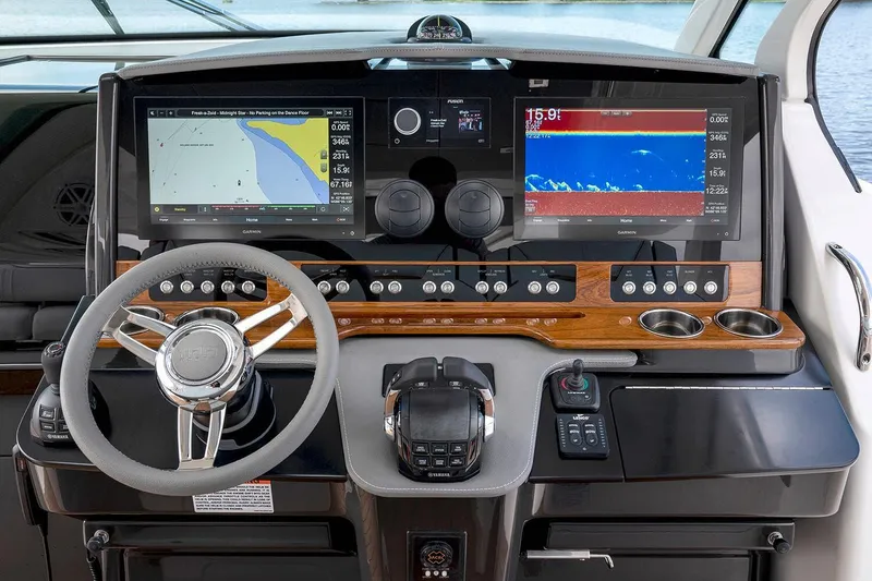 Slide: The Image of Tiara 43LS 2026 - 9