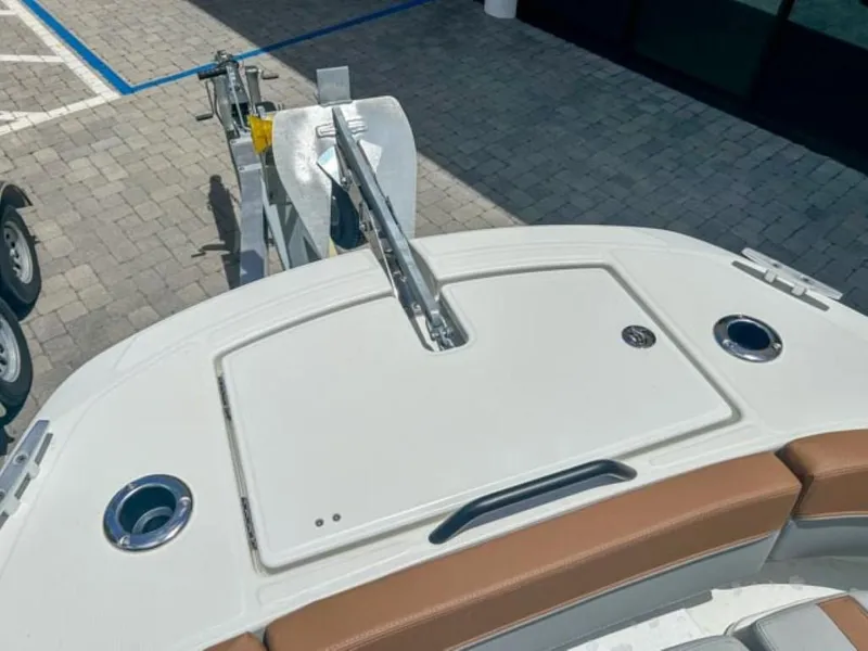 Slide: The Image of 2024 Beneteau Flyer 8 SPACEdeck boat deck with anchor and seating area. - 3