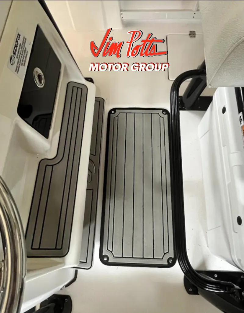 Slide: The Image of Sea Fox 268 Commander 2023 - 56