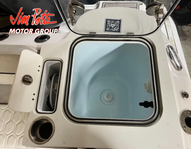 Slide: The Image of Sea Fox 268 Commander 2023 - 98