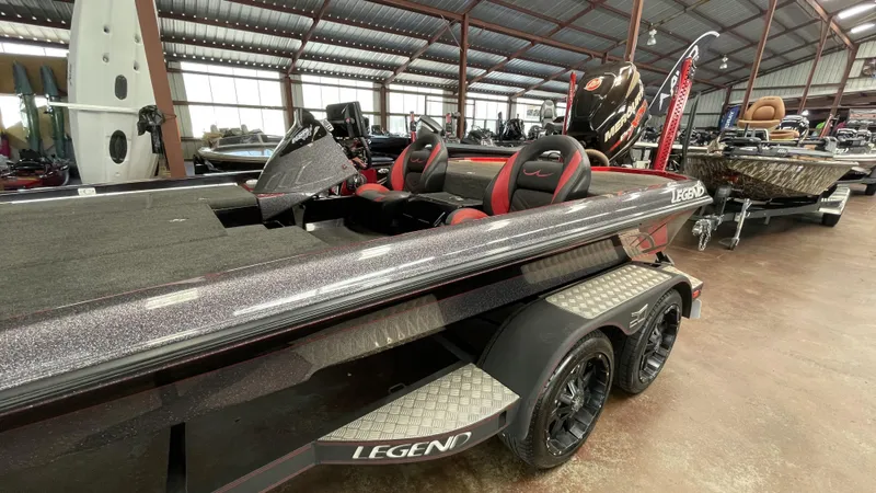 Slide: The Image of Legend V20 2015 - 13