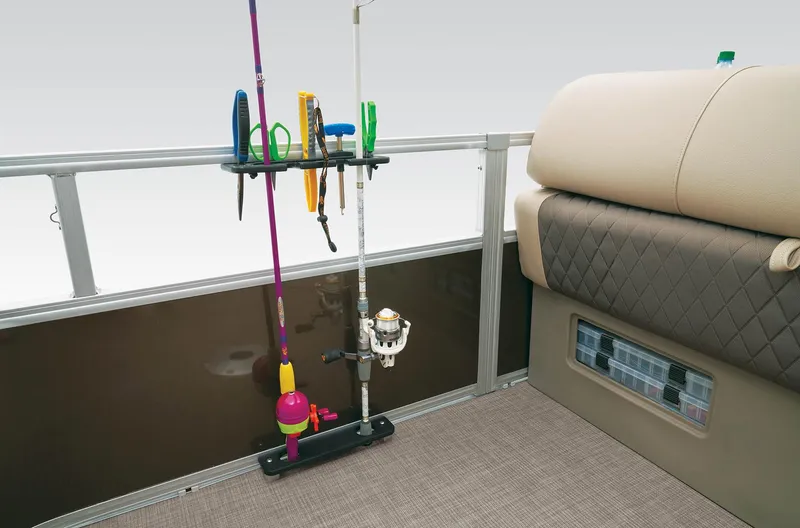 Slide: The Image of Sun Tracker SportFish 20 DLX 2023 - 48