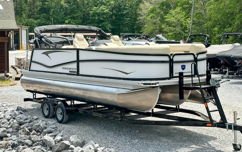 Slide: The Image of Premier 230 Sunsation RL 2023 - 4