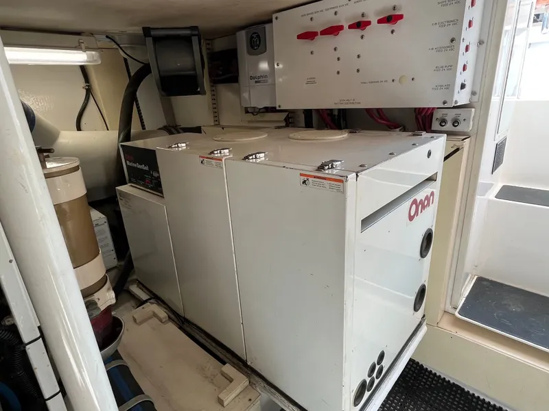 Slide: The Image of Viking 55 Convertible 1999 - 26