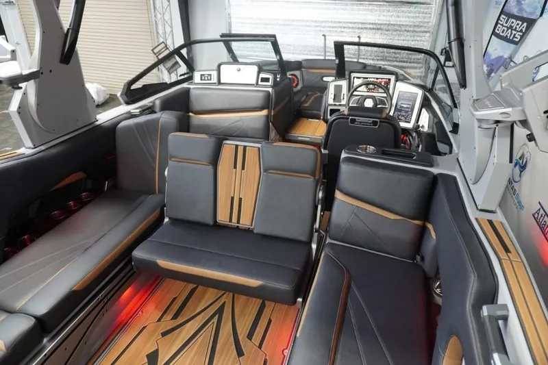 Slide: The Image of Supra SL 550 2023 - 14